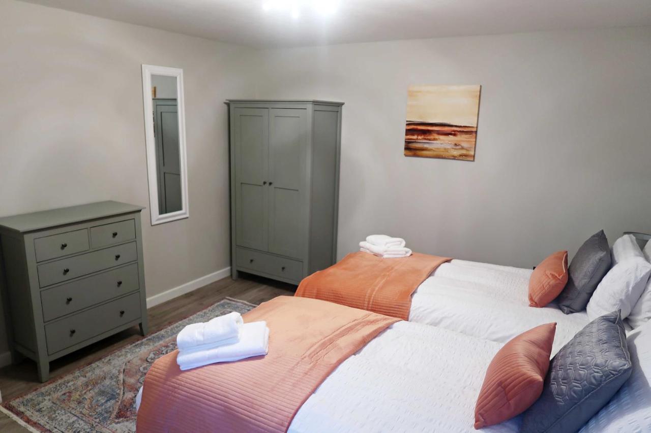 3 The Mews Montpellier Villa Cheltenham Bagian luar foto